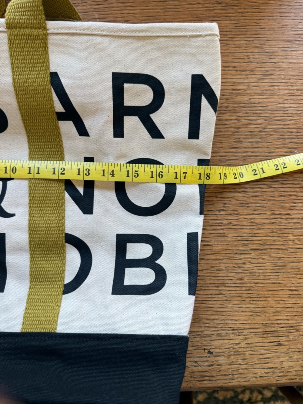 Barnes and noble tote (NWT) - Picture 5 of 7
